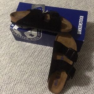 WMNS Birkenstock Arizona Sandals